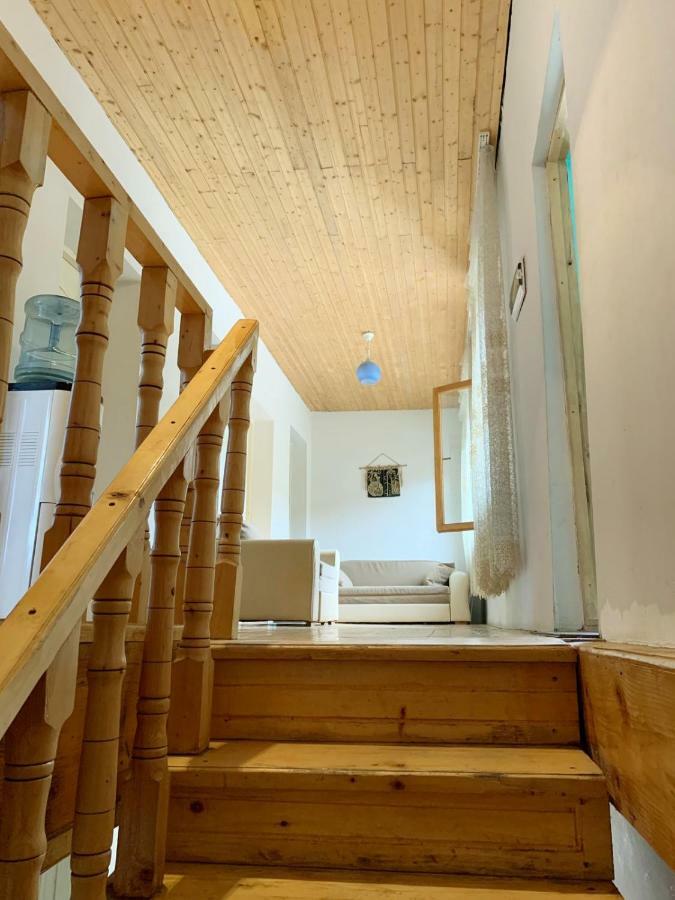 Guest House Lela Mestia Dış mekan fotoğraf